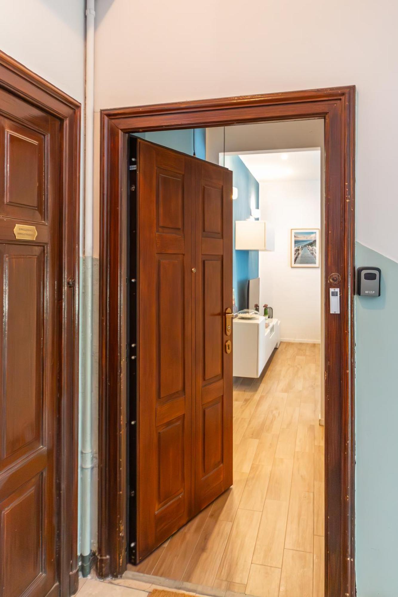Studio Suite Navigli Bocconi In The Heart Of Milano Exteriör bild
